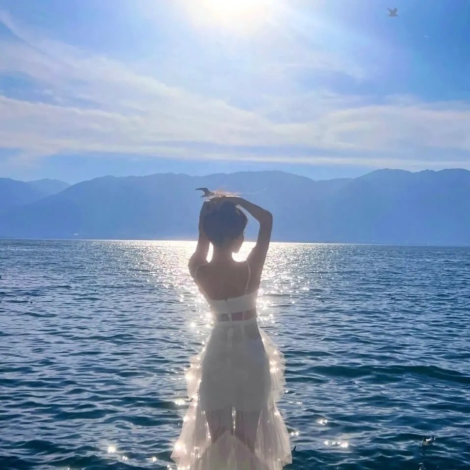 海浪之中